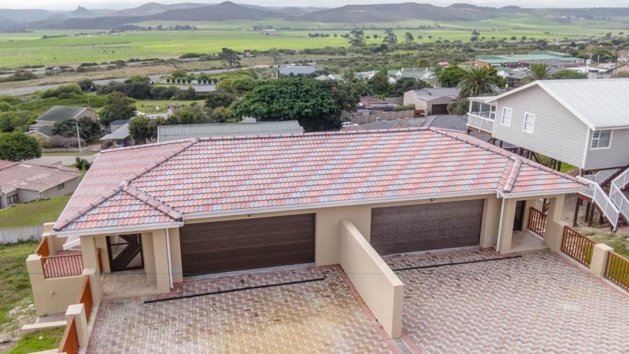 3 Bedroom Property for Sale in Fraaiuitsig Western Cape